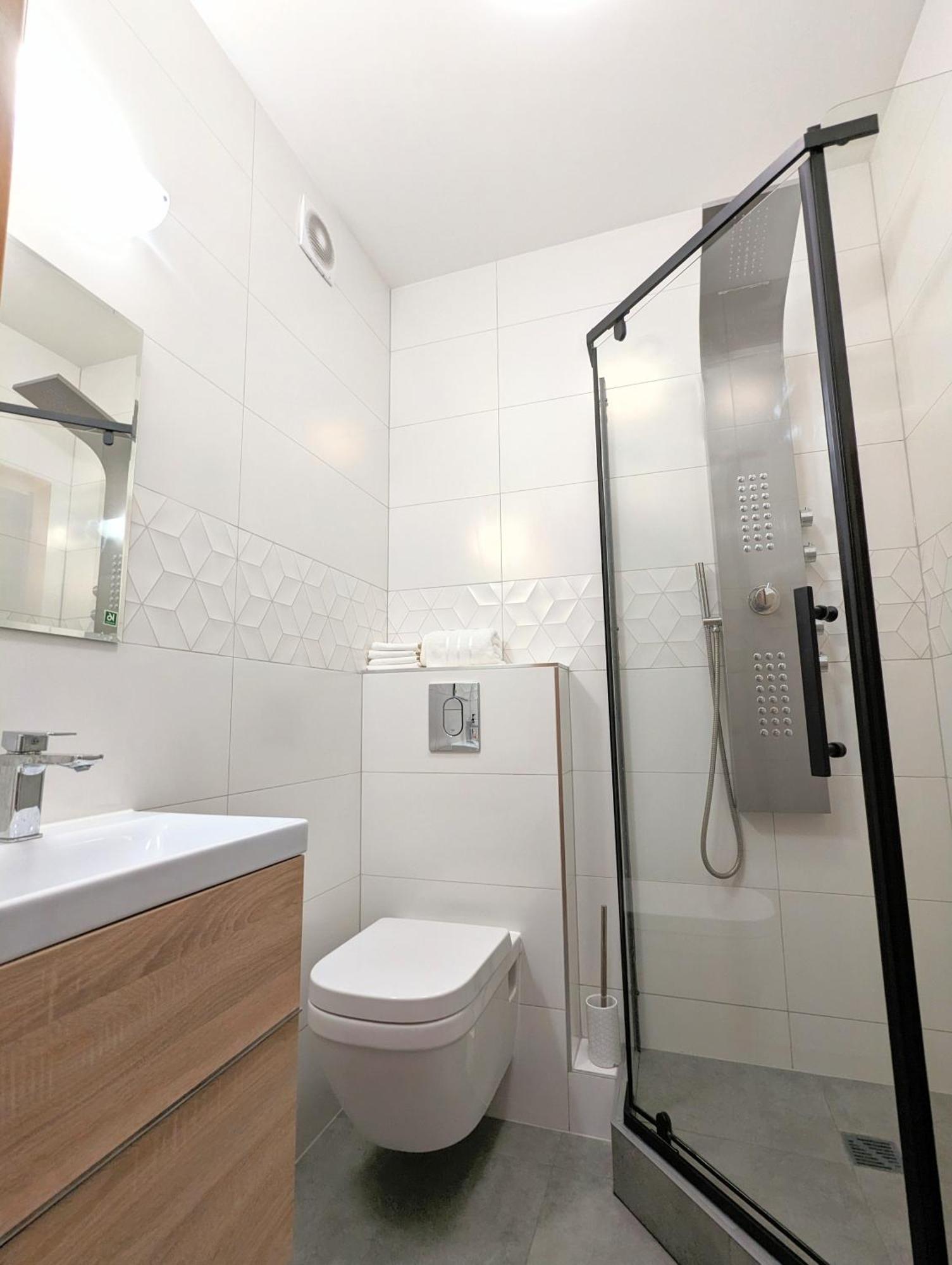 3-Bedroom Apt In Town Square Wroclaw Exterior photo