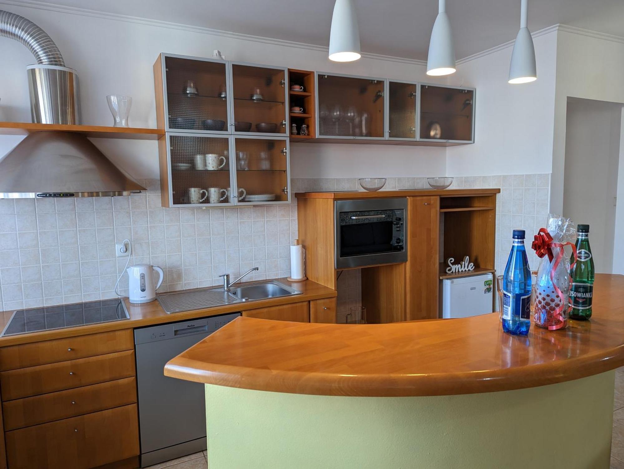 3-Bedroom Apt In Town Square Wroclaw Exterior photo
